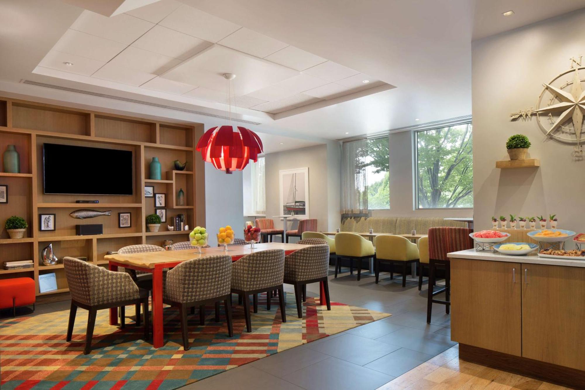 Hilton Philadelphia At Penn'S Landing Hotel Bagian luar foto